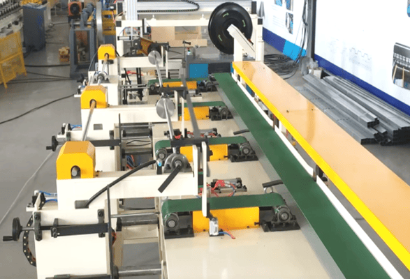 DSR16&19 Metal Cross Runner Channel ROLL FORMER